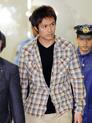 【画像・写真】押尾学被告が保釈…頭２度下げ