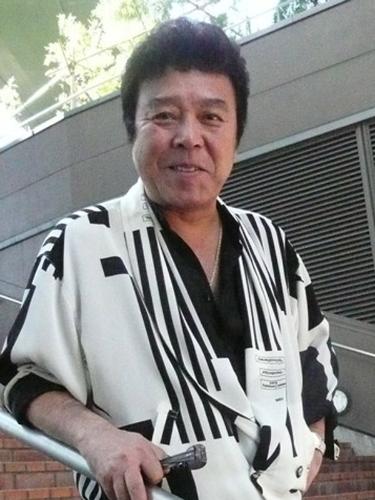 【画像・写真】燃えろ！冠二郎「流氷岬」一筋、新曲は延期だ