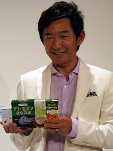 【画像・写真】石田純一「ムフフ」理子の結婚ドレス姿妄想…