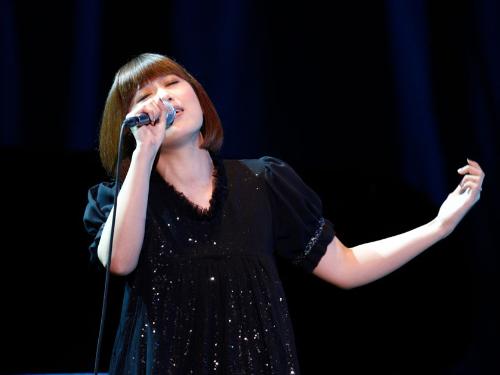 【画像・写真】絢香　故郷でのラスト唱に水嶋ヒロも