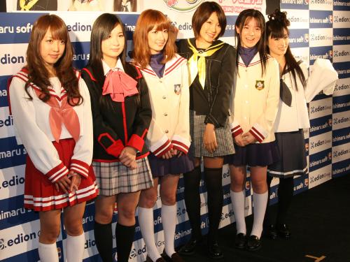 ＤＶＤ発売記念イベントを行った（左から）川崎希、小久保ナナ、多田あさみ、藤井玲奈、山下若菜