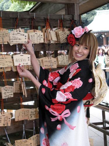 【画像・写真】アッキーナ　今年の抱負は「若者らしく遊びたい」