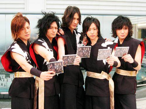 【画像・写真】２千人の前で涙ぐむ　新選組リアン「何もできない僕らが…」