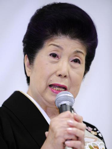 【画像・写真】二葉百合子が引退会見「元気な今、幕を下ろす」