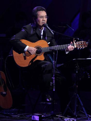 【画像・写真】音楽生活４５年…弦哲也「まだまだ修行中の身」