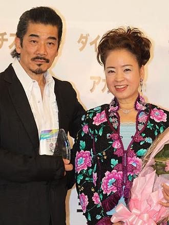 【画像・写真】結婚生活39年目夫妻　１年目カップルに「これからいろいろ…」