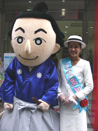 【画像・写真】ミス高知、スポニチプラザ大阪を来訪“龍馬博”ＰＲ