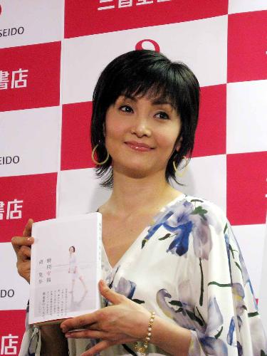 【画像・写真】南果歩　人生初にドキドキ「毎日サバイバルでした」