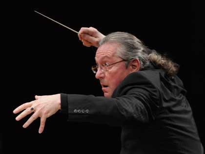 今春、読売日本交響楽団の常任指揮者に就任したシルヴァン・カンブルラン
