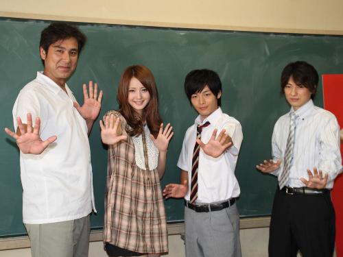 【画像・写真】佐々木希赤面　まわし姿は？「ちょっと不安です」