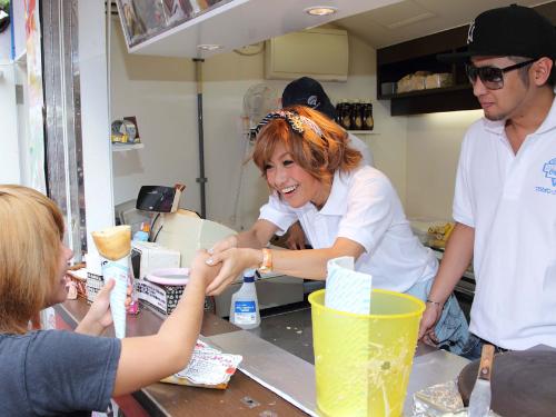 【画像・写真】ＭＡＹ’Ｓ　クレープ店とスイートコラボ