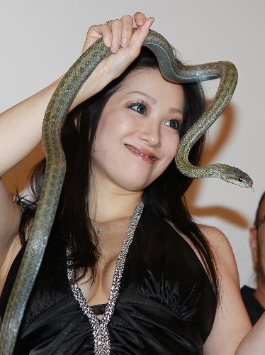 【画像・写真】小向美奈子　団鬼六氏から「一番スケベ」認定