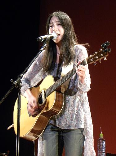 【画像・写真】植村花菜“原点回帰”幻の曲をしっとり披露