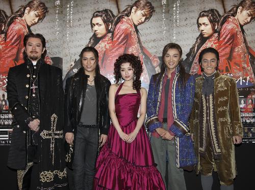 【画像・写真】市村正親　２歳愛息にデレデレ「普通に育って」