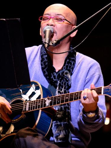 【画像・写真】松山千春　ツアーで熱唱！大胆“マニフェスト”も