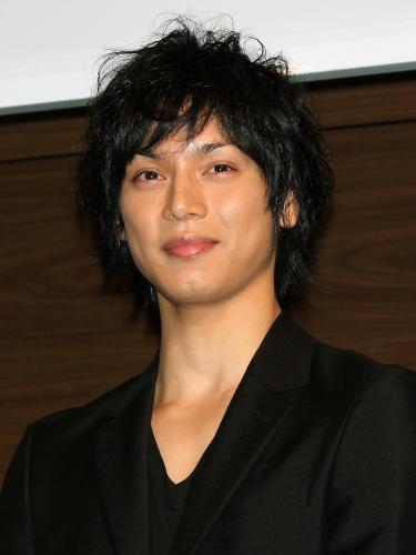 【画像・写真】勢い止まらない　水嶋ヒロ小説　わずか２週間で１００万部