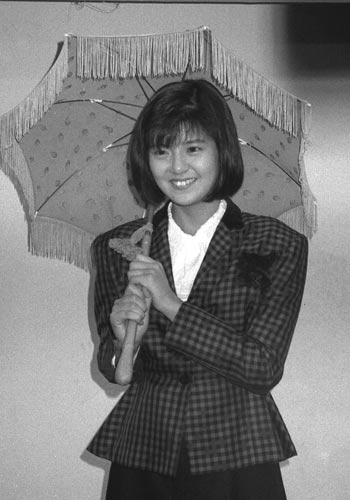 はいからさんが通る 役作りで 髪をバッサリ切った南野陽子 ８７年１０月 スポニチ Sponichi Annex 芸能