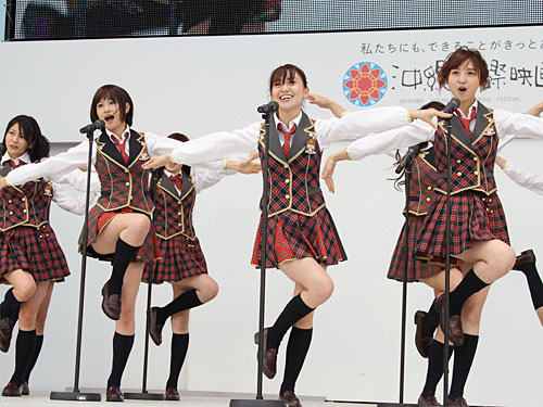 【画像・写真】ＡＫＢ震災後初ライブ！前田敦子、目に涙浮かべ…