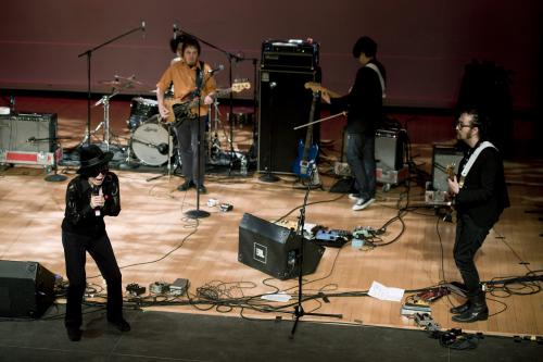 【画像・写真】オノ・ヨーコらＮＹで支援コンサート