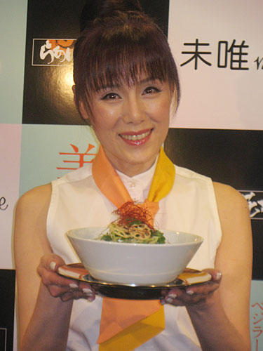 【画像・写真】未唯ｍｉｅ　“メタボ対策”ラーメンを開発