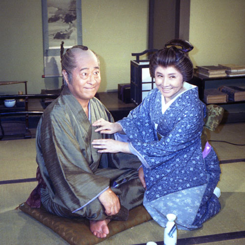 １９９４年日本テレビ「江戸の用心棒」で共演した長門裕之さんと（左）と南田洋子さん