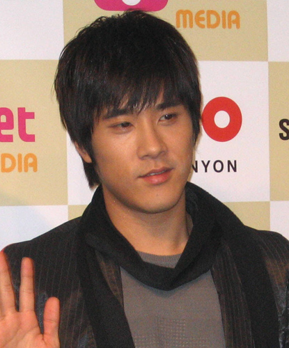 【画像・写真】韓国人気歌手チェ・ドンハさん自殺か…東京でのライブ直前に