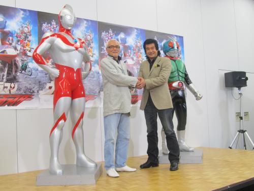 【画像・写真】ウルトラ黒部は離婚できない！？藤岡ライダーと“共演”