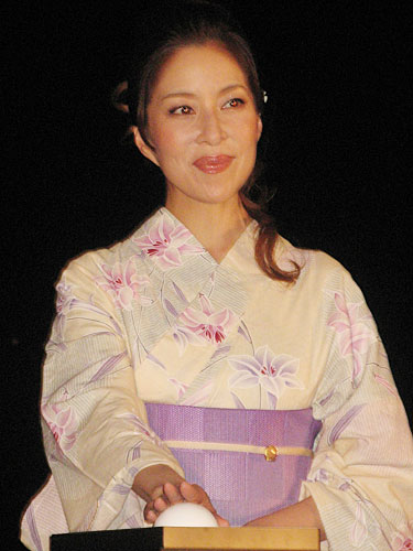 【画像・写真】真矢みき　幻想空間に「夫と一緒に浴衣を着て見たい」