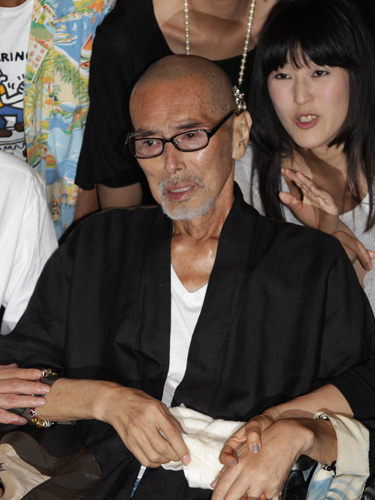 【画像・写真】原田芳雄　舞台あいさつ欠席も「ヒット御礼は来る」