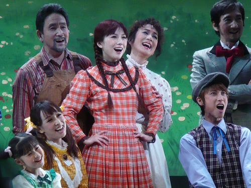 【画像・写真】“赤毛のアン”島谷ひとみ「大阪はテンション上がる」