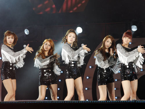 【画像・写真】少女時代だ！ＫＡＲＡだ！Ｋ―ＰＯＰ震災復興支援タッグ