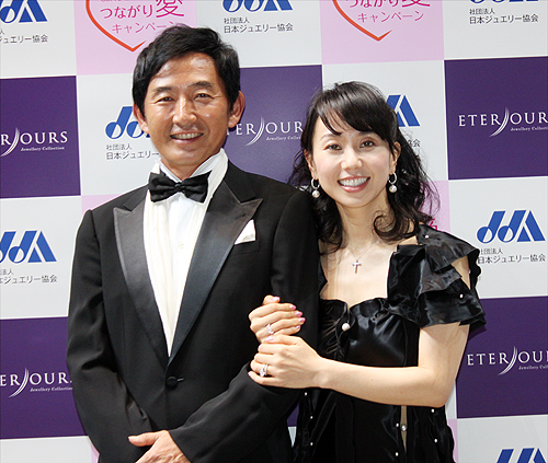 「ＪＪＡジュエリーつながり愛キャンペーン」チャリティーイベントに登場した石田純一、東尾理子夫妻