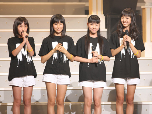 モーニング娘。１０期生の（左から）工藤遥、佐藤優樹、石田亜佑美、飯窪春菜