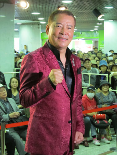 【画像・写真】46年で初　千昌夫　イベントに“過去最多”2000人「風化させないように」