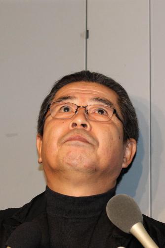 【画像・写真】志の輔　遺志引き継ぐ…談志さん行きつけのバーで追悼会