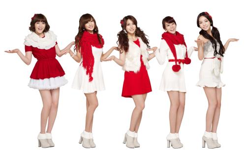 【画像・写真】キュートに手足羽ばたかせ…ＫＡＲＡ、今度はチキンダンス