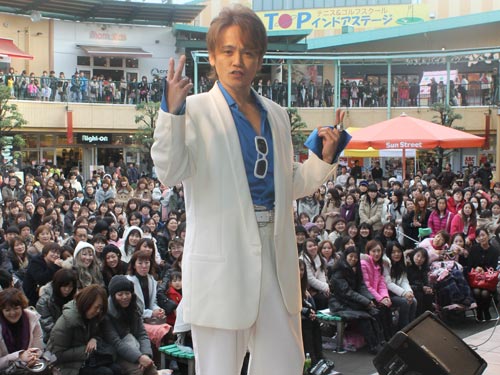 【画像・写真】諸星和己が吉幾三“カバー”「地デジの対応なってね～」