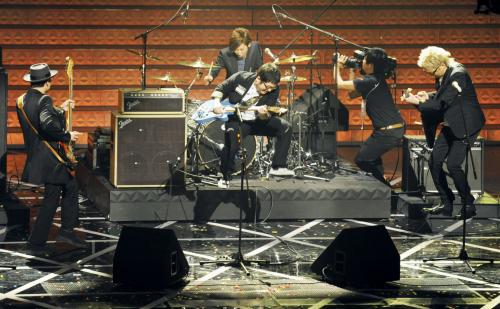 【画像・写真】猪苗代湖ズ、藤あや子ら　復興と明るい未来願い熱唱