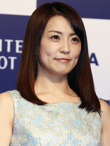 【画像・写真】小林麻耶アナ　イベント出席も“極秘参拝”語らず