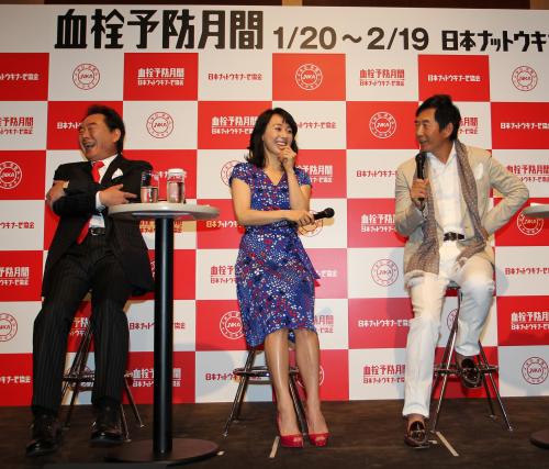 【画像・写真】石田純一「糖尿病３歩手前　メタボ手前」に東尾理子お手上げ