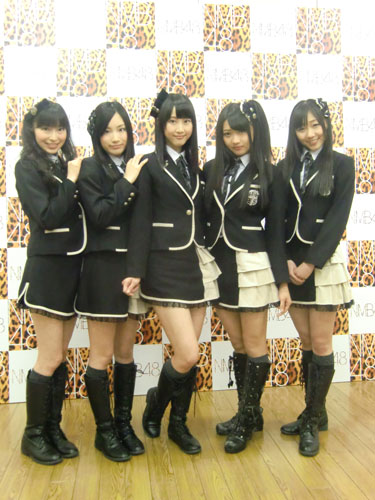 【画像・写真】ＳＫＥ４８　“妹分”ＮＭＢ４８劇場で初ライブ