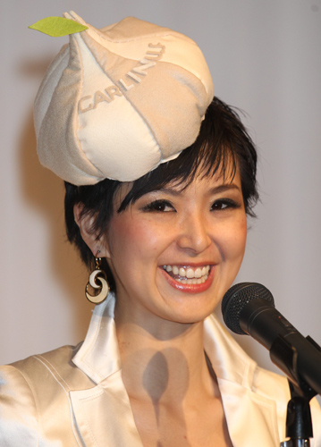 【画像・写真】高嶋政伸と離婚係争中　美元がプチ整形告白「見ての通り」