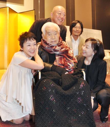 【画像・写真】100歳バースデーに新藤監督流ジョーク「ありがとう。さようなら」