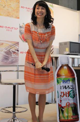 「ホビークッキングフェア２０１２」に登場、妊婦生活について語った東尾理子