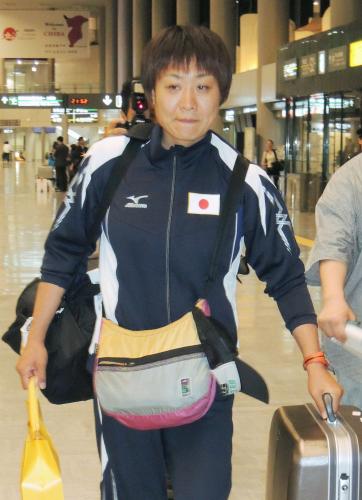 アマチュアボクシング女子の世界選手権が行われた中国から帰国したしずちゃんこと山崎静代