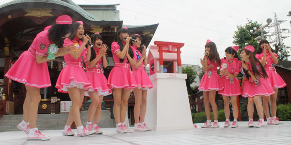 【画像・写真】ぱすぽ☆　おはらいとヒット祈願で神社建立