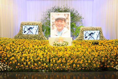 【画像・写真】地井さんお別れの会…田中邦衛「地井にい、会いたいよ！」