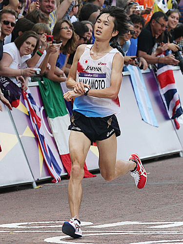 ロンドン五輪男子マラソンで６位入賞した中本