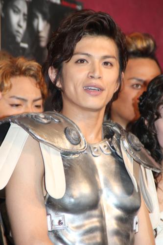 【画像・写真】蜷川監督　山本裕典に期待「小栗とか蹴飛ばして頑張って」