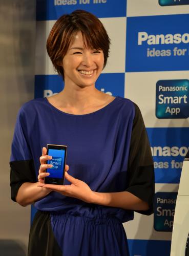 パナソニックの新家電製品発表会に出席した吉瀬美智子